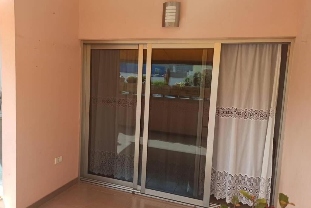 Spacious Apartment Just Few Steps Of The Ocean In La Caleta Costa Adeje  Eksteriør bilde